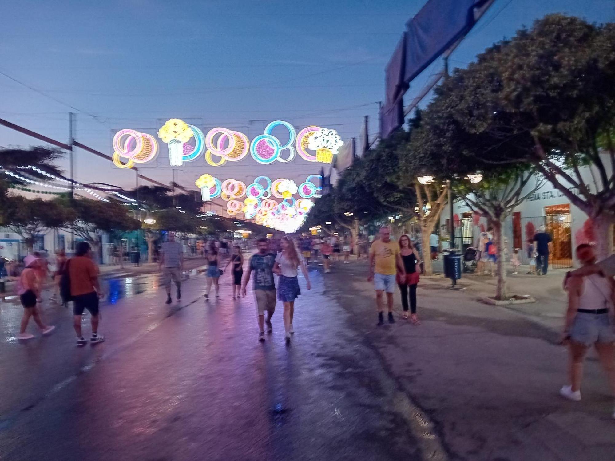Apto A 5 Min A Pie De La Playa Малага Екстер'єр фото